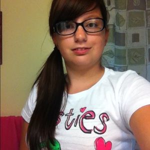 Meet your Posher, Michaela